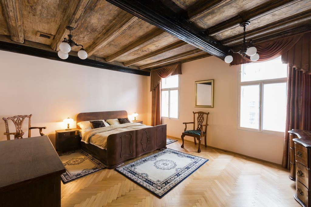 Apartments U Krale Brabantskeho Πράγα Δωμάτιο φωτογραφία